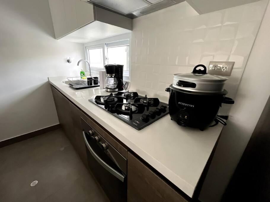 Luxury Apartment In Miraflores With Rooftop Pool Distretto di Distretto di Lima Esterno foto