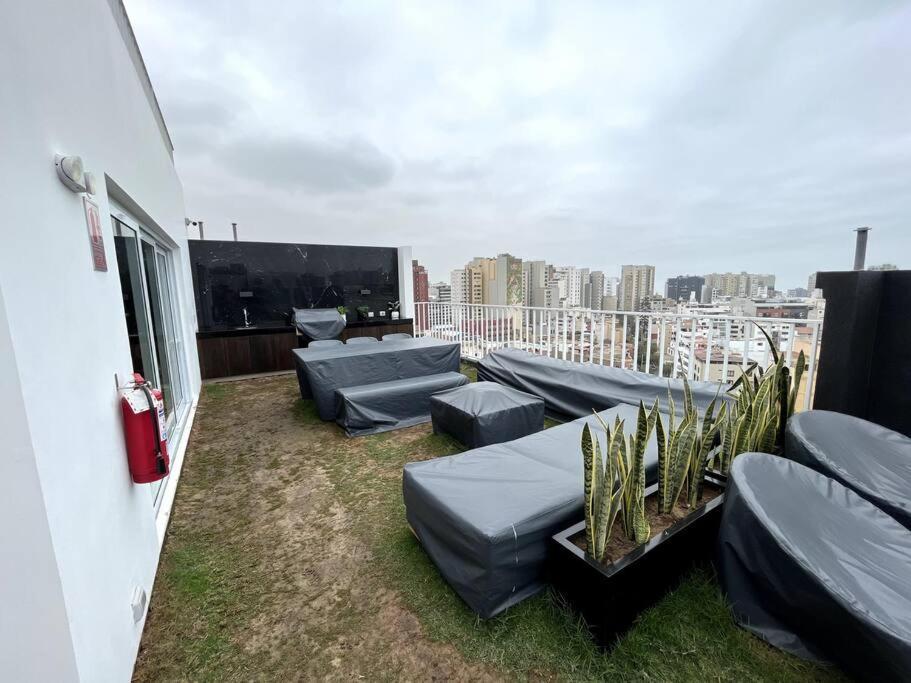 Luxury Apartment In Miraflores With Rooftop Pool Distretto di Distretto di Lima Esterno foto